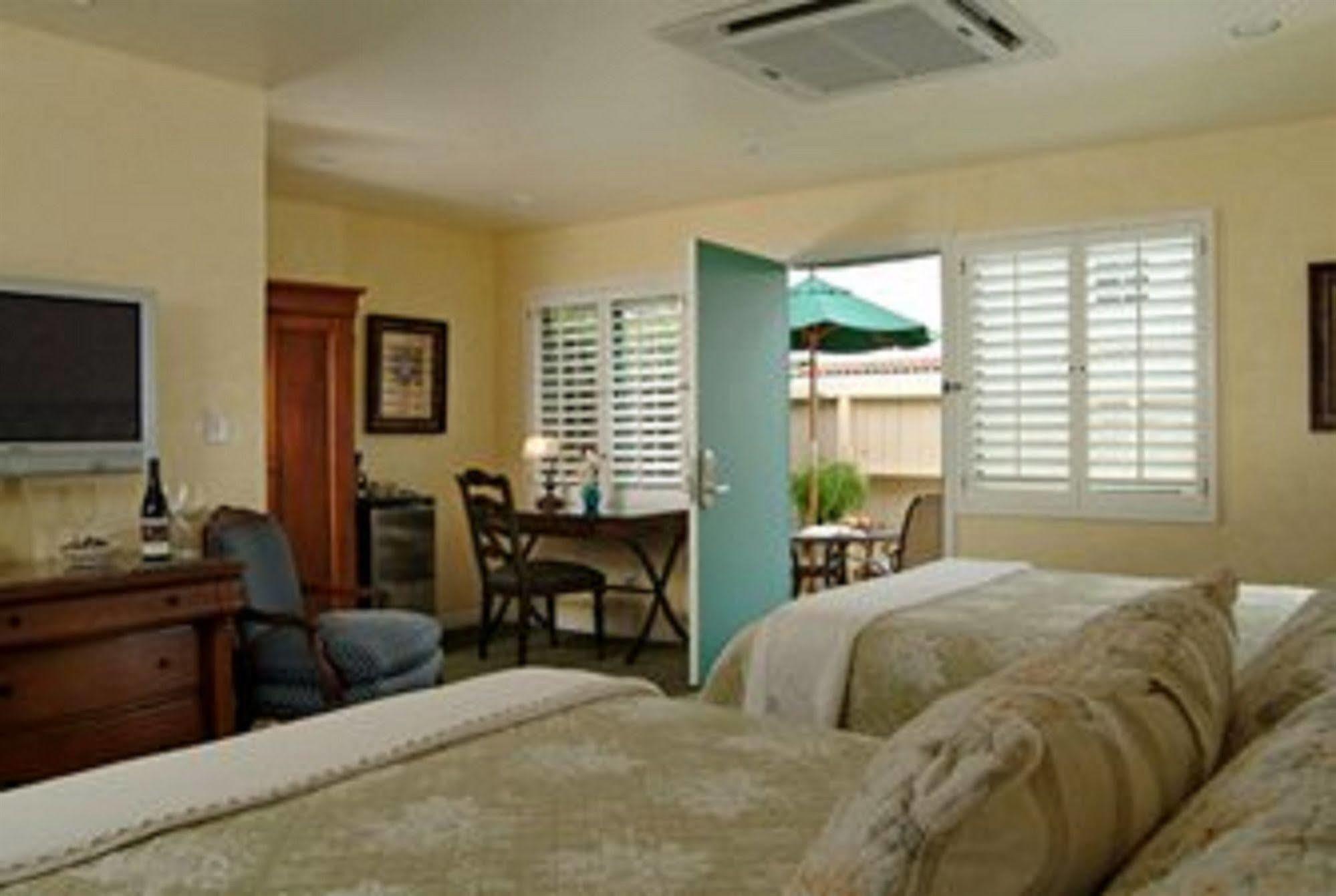 Castillo Inn At The Beach Santa Barbara Buitenkant foto